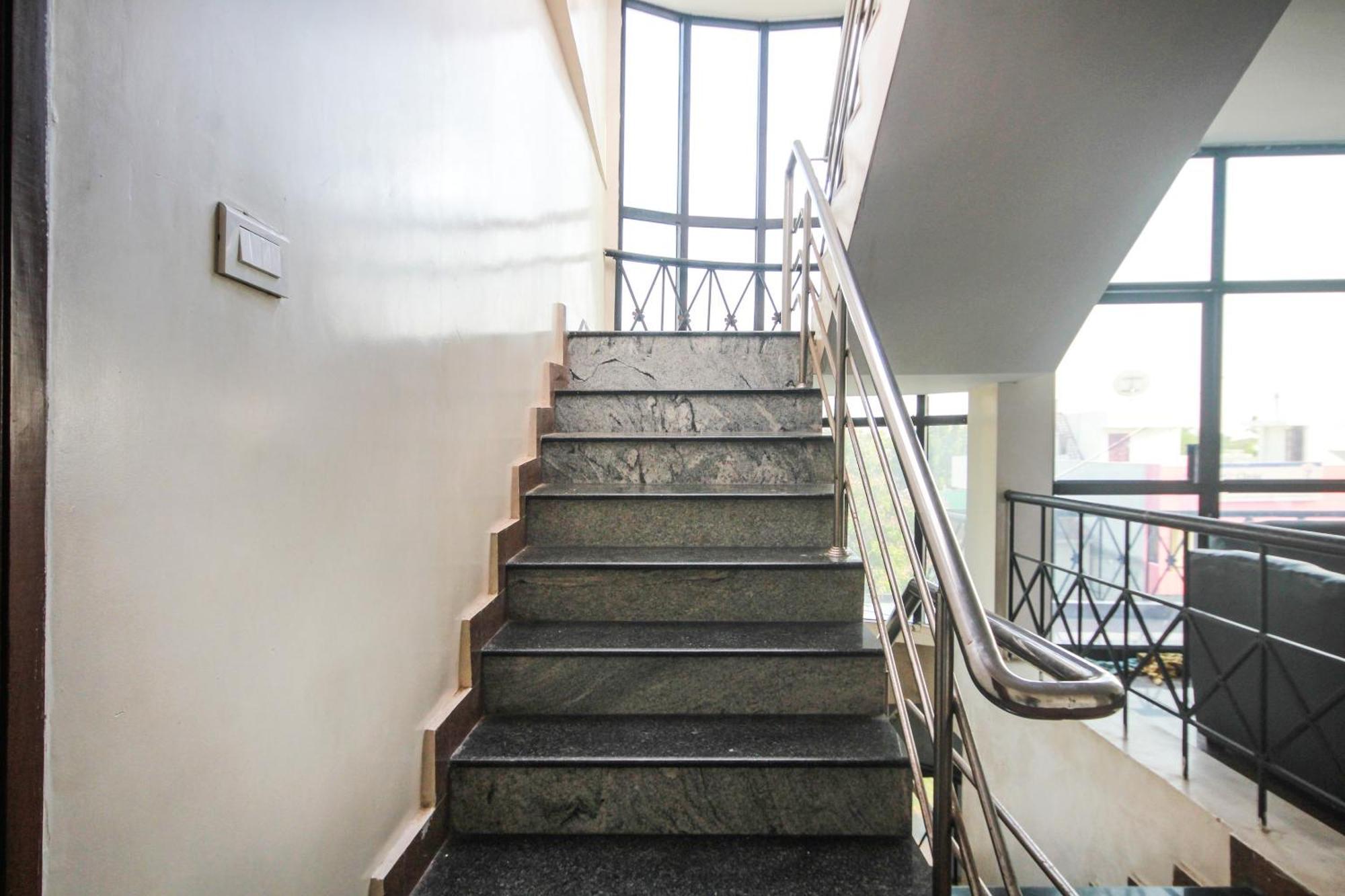 Hotel O Lk Residency Tindivanam Exterior photo